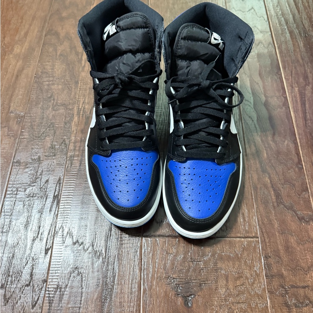 Jordan 1 high of royal. Size 13 men's. Authentic